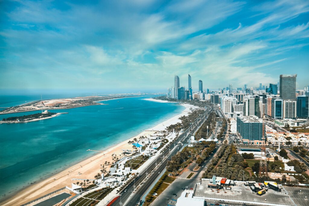 Things to Do in Abu Dhabi -Abu Dhabi Tour Packages - اماكن سياحية في ابوظبي جدول سياحي في ابوظبي - Qué Ver en Abu Dhabi Viajar a Abu Dhabi -